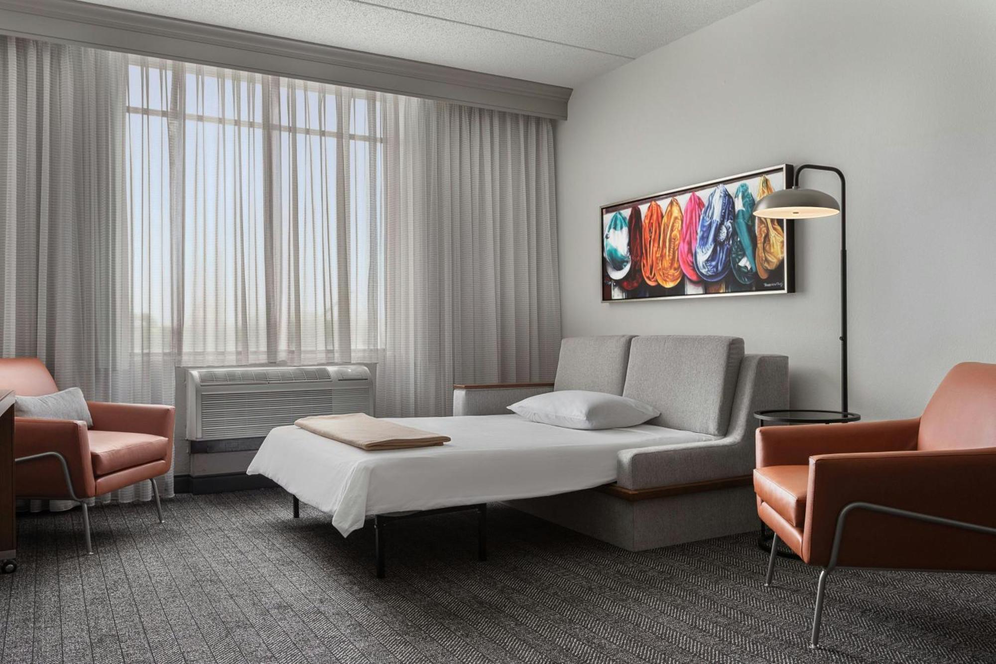 Courtyard Airport 3* Louisville